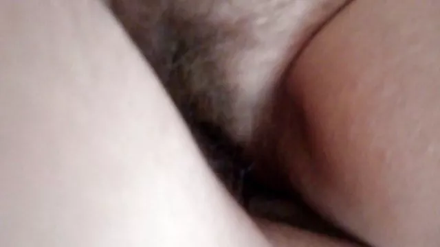 بلوند پس از تکان دادن با ویبراتور عکسهای سکسی اینا لعنتی می شود.